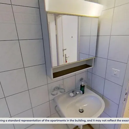 Simple With Essentials Zurich